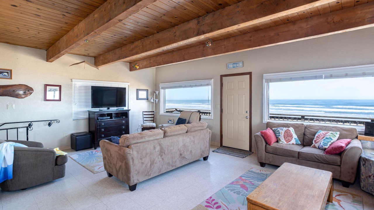 Photo of Livingroom in Oceano