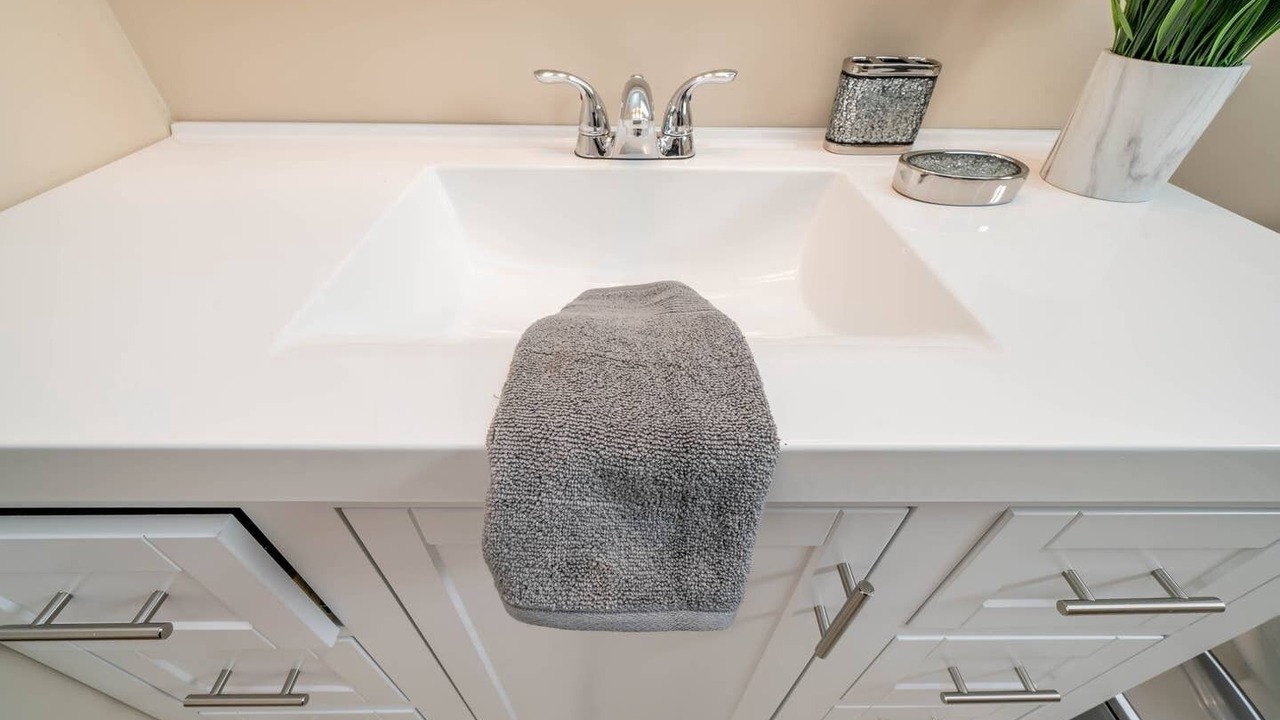Photo of Bathroom in Cameron Hills