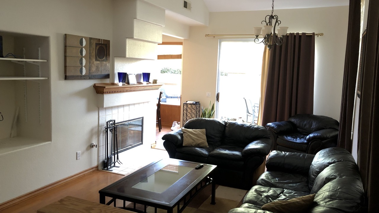 Photo of Livingroom in Mira Mesa