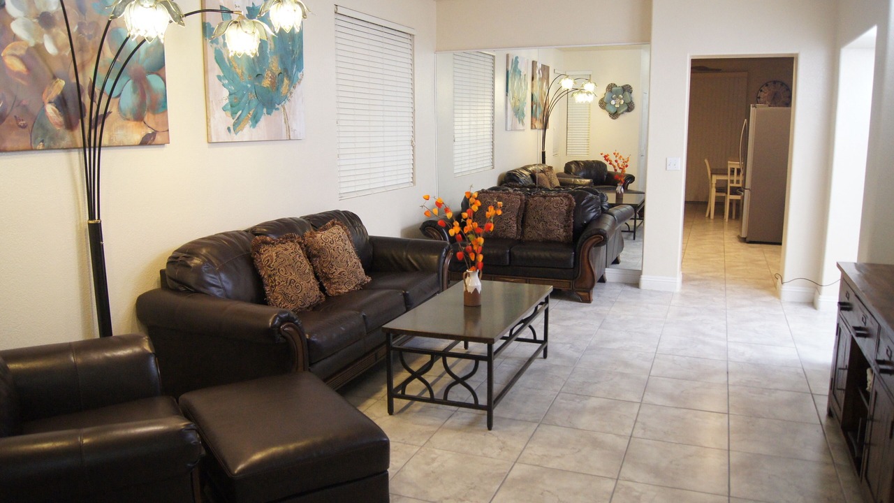 Photo of Livingroom in Silverado Ranch