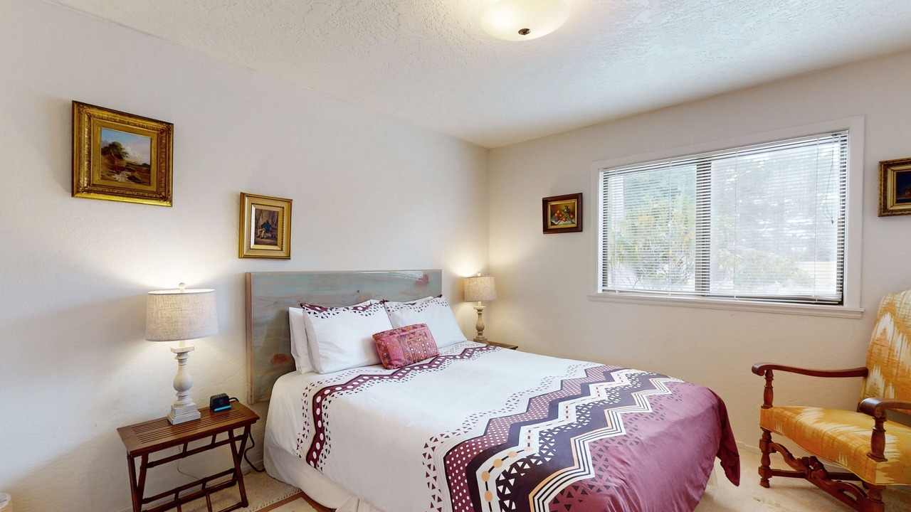 Photo of Bedroom in Eureka