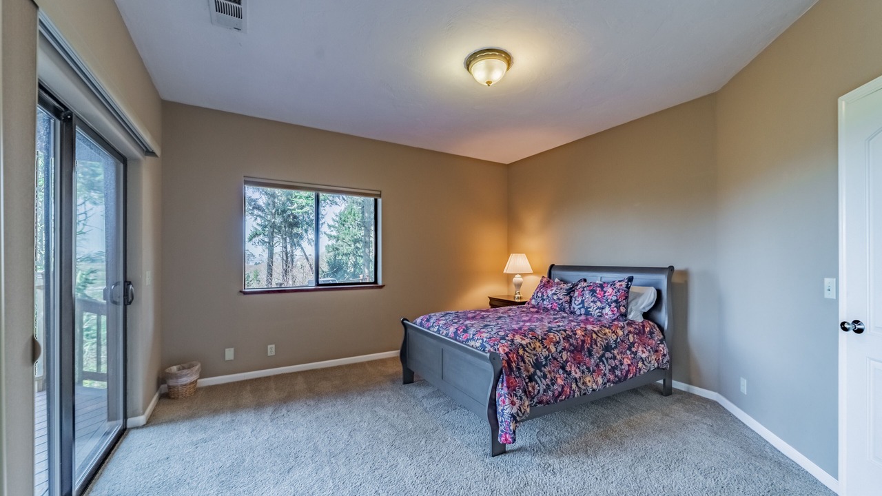 Photo of Bedroom in Freshwater