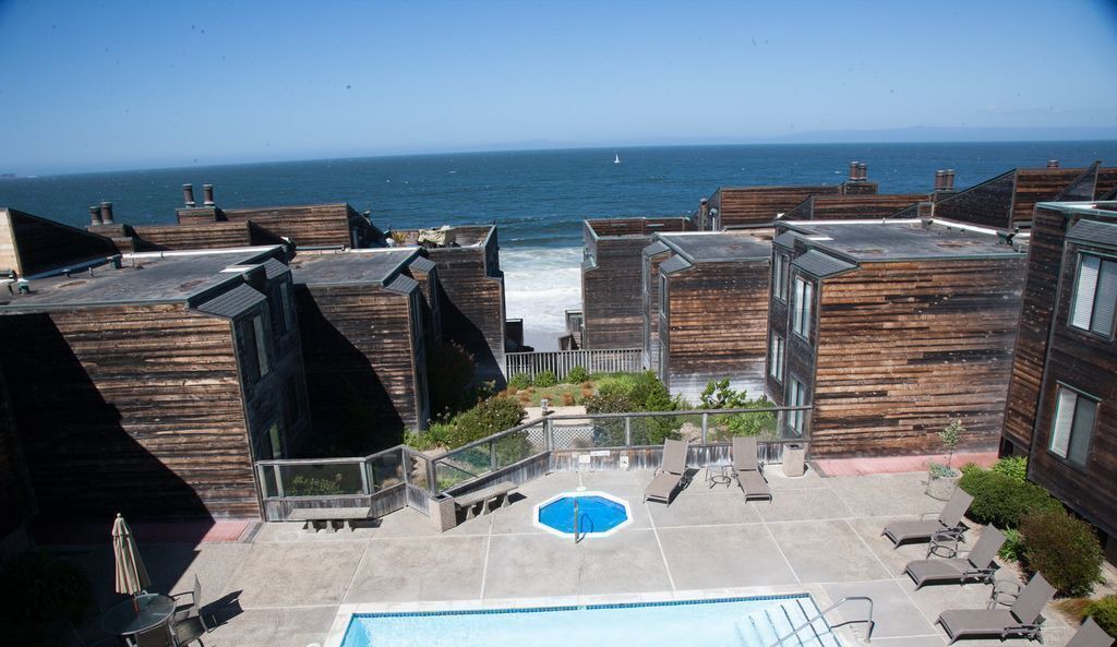 Photo of Outdoor in Monterey