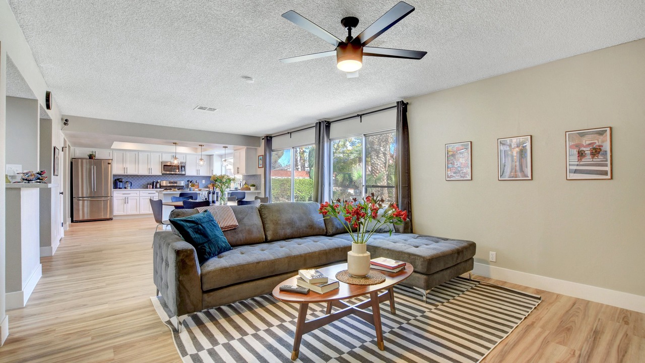 Photo of Livingroom in Paradise