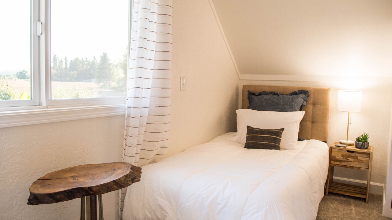 Photo of Bedroom in Creswell