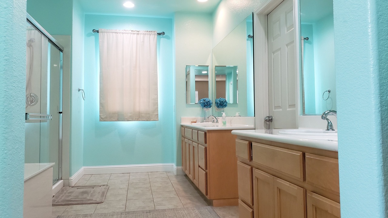 Photo of Bathroom in Tracy