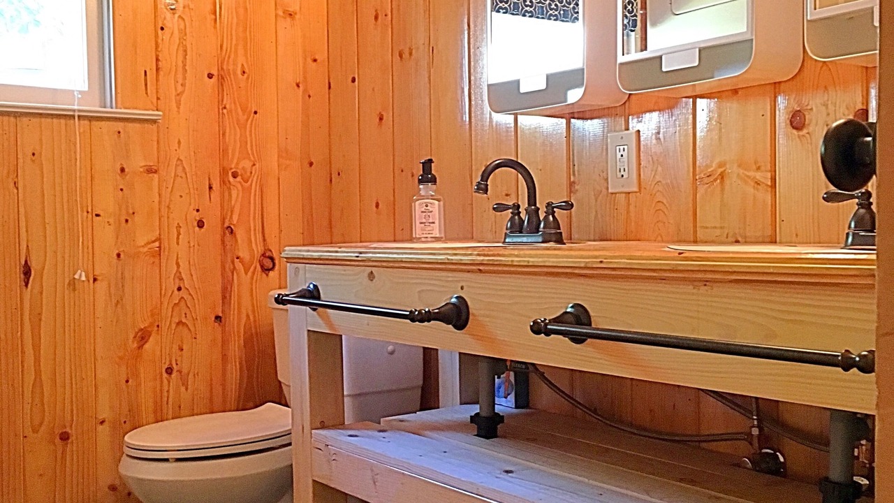 Photo of Bathroom in Sierra Madre