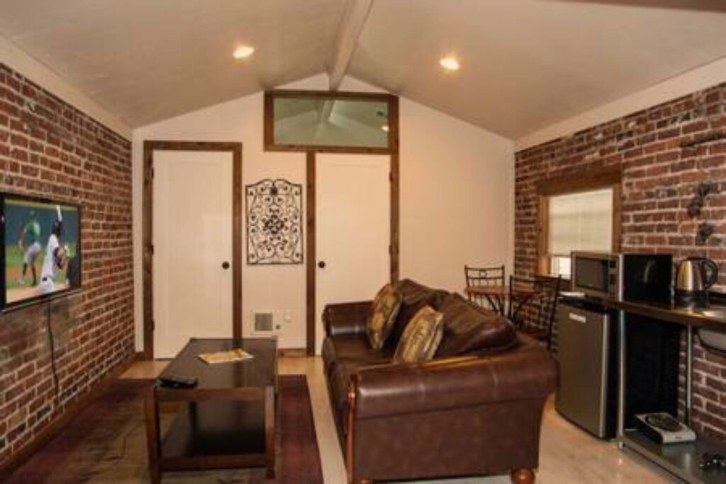Photo of Livingroom in Old Southwest