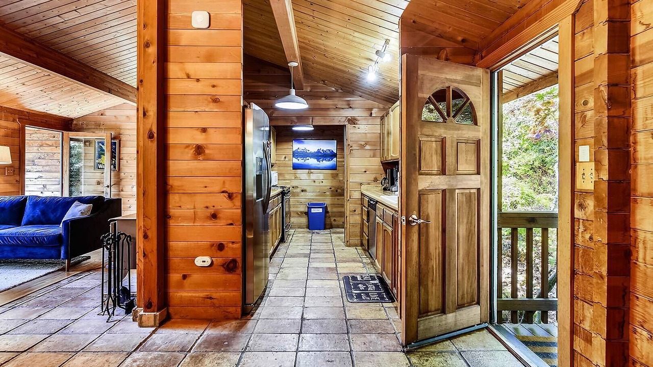 Photo of Bedroom in Cazadero