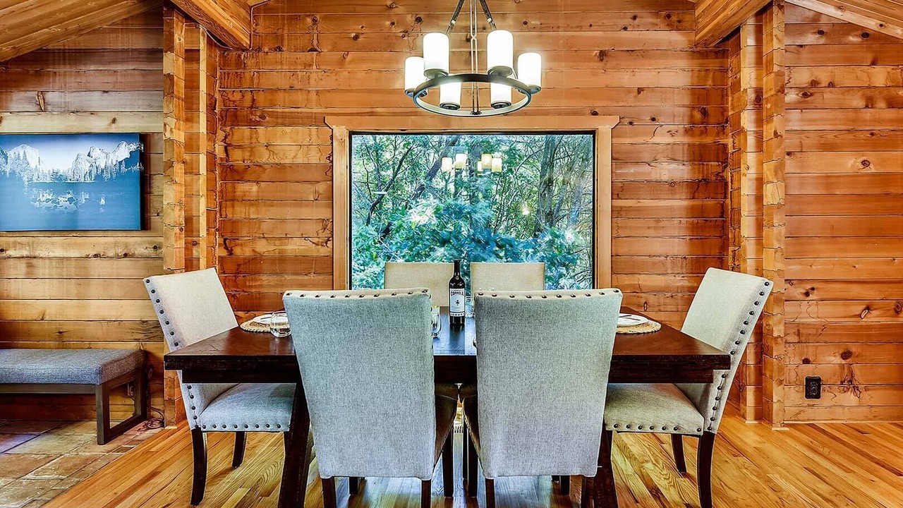 Photo of Bedroom in Cazadero