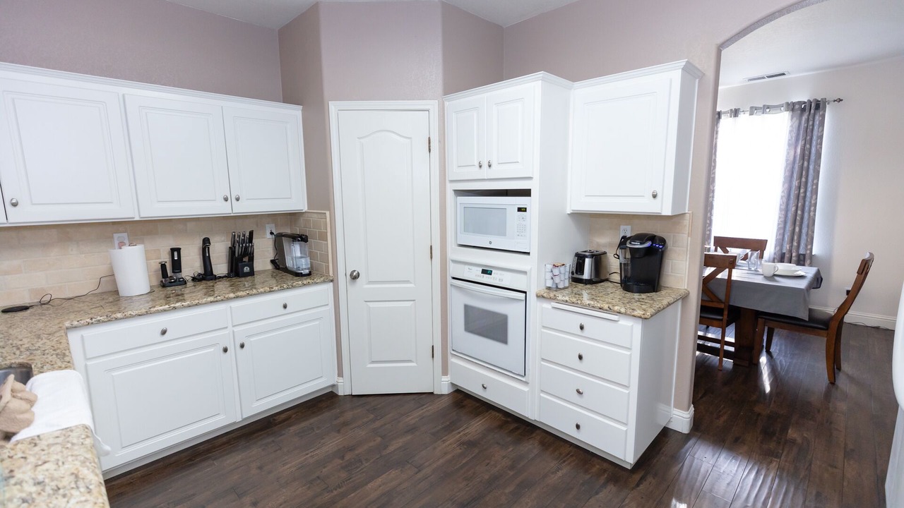 Photo of Kitchen in Roosevelt