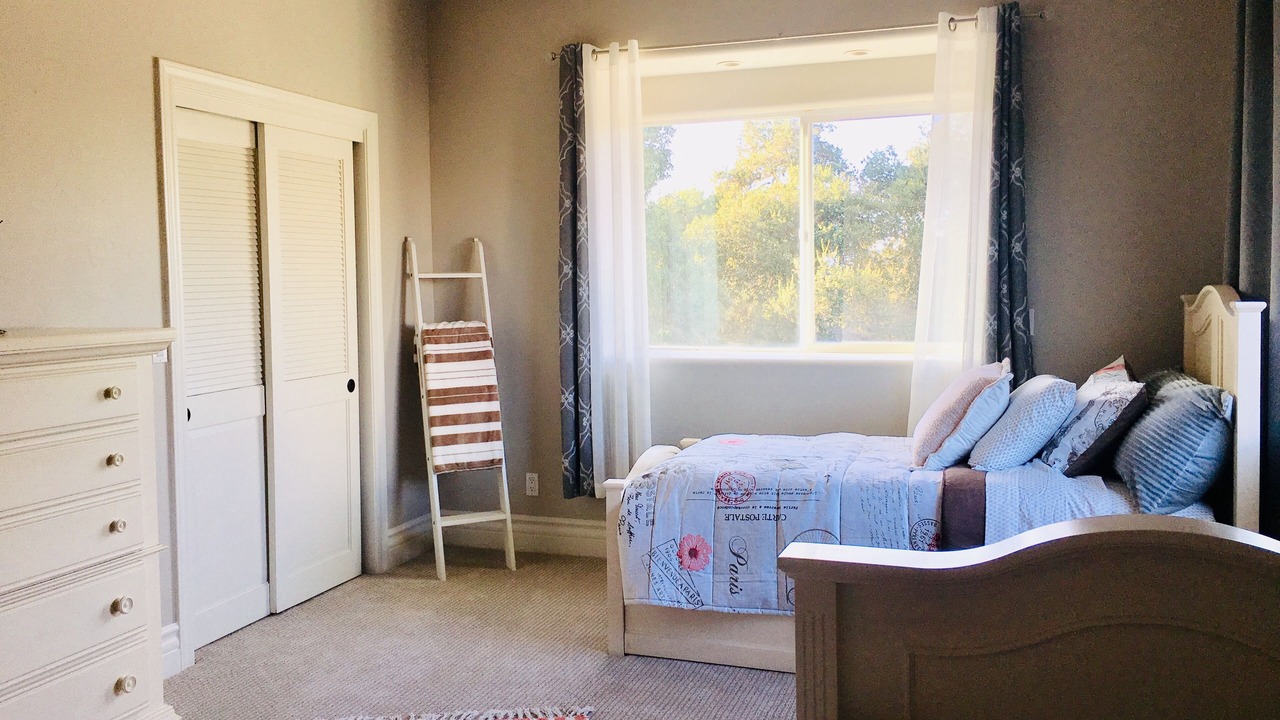 Photo of Bedroom in Atascadero