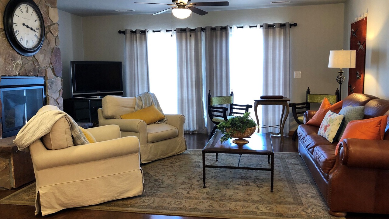 Photo of Livingroom in Diamond Valley