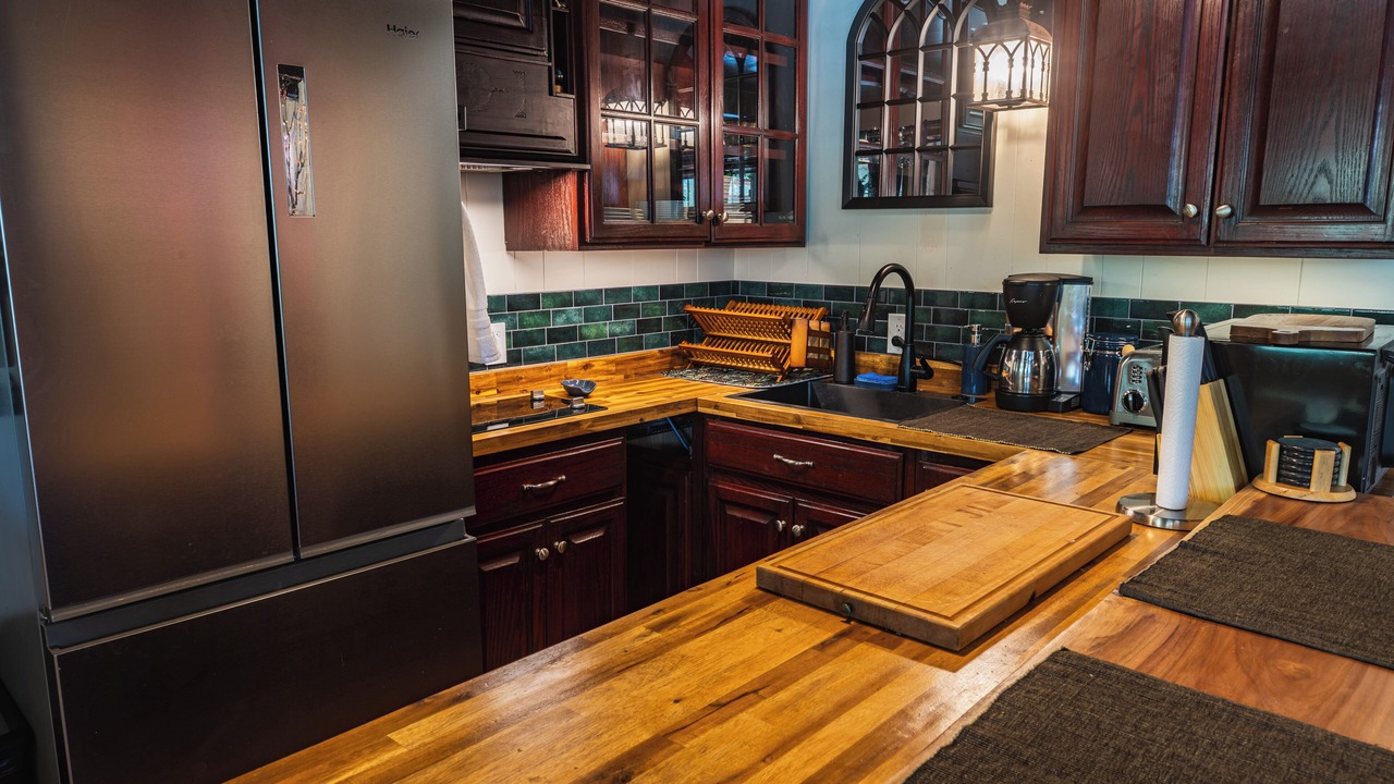 Photo of Kitchen in Lake Arrowhead
