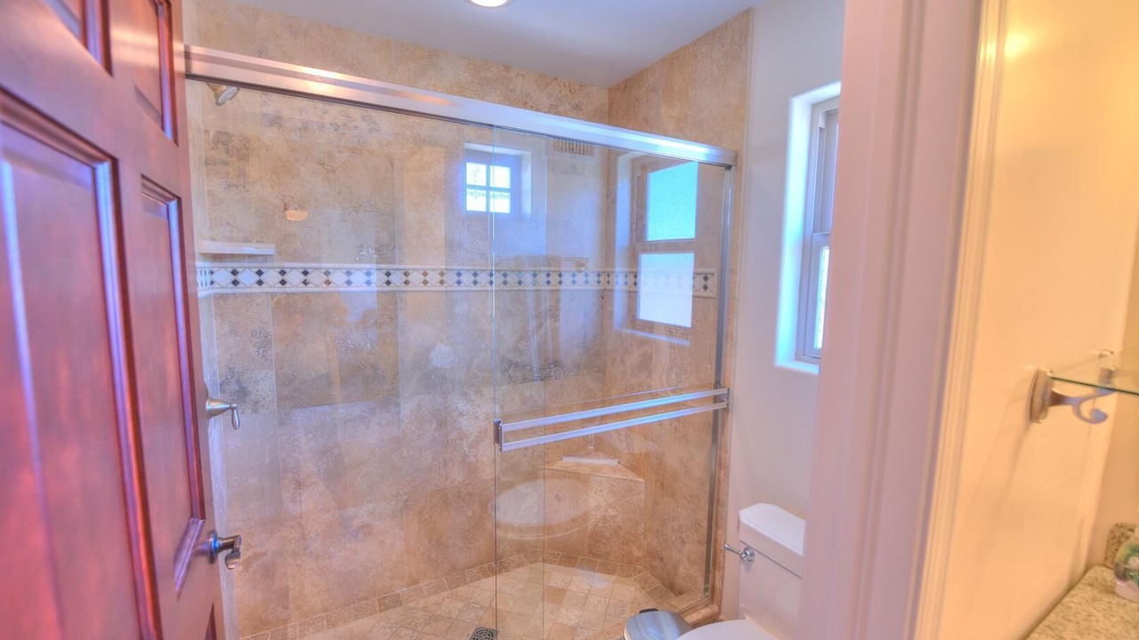 Photo of Bathroom in Parker Strip