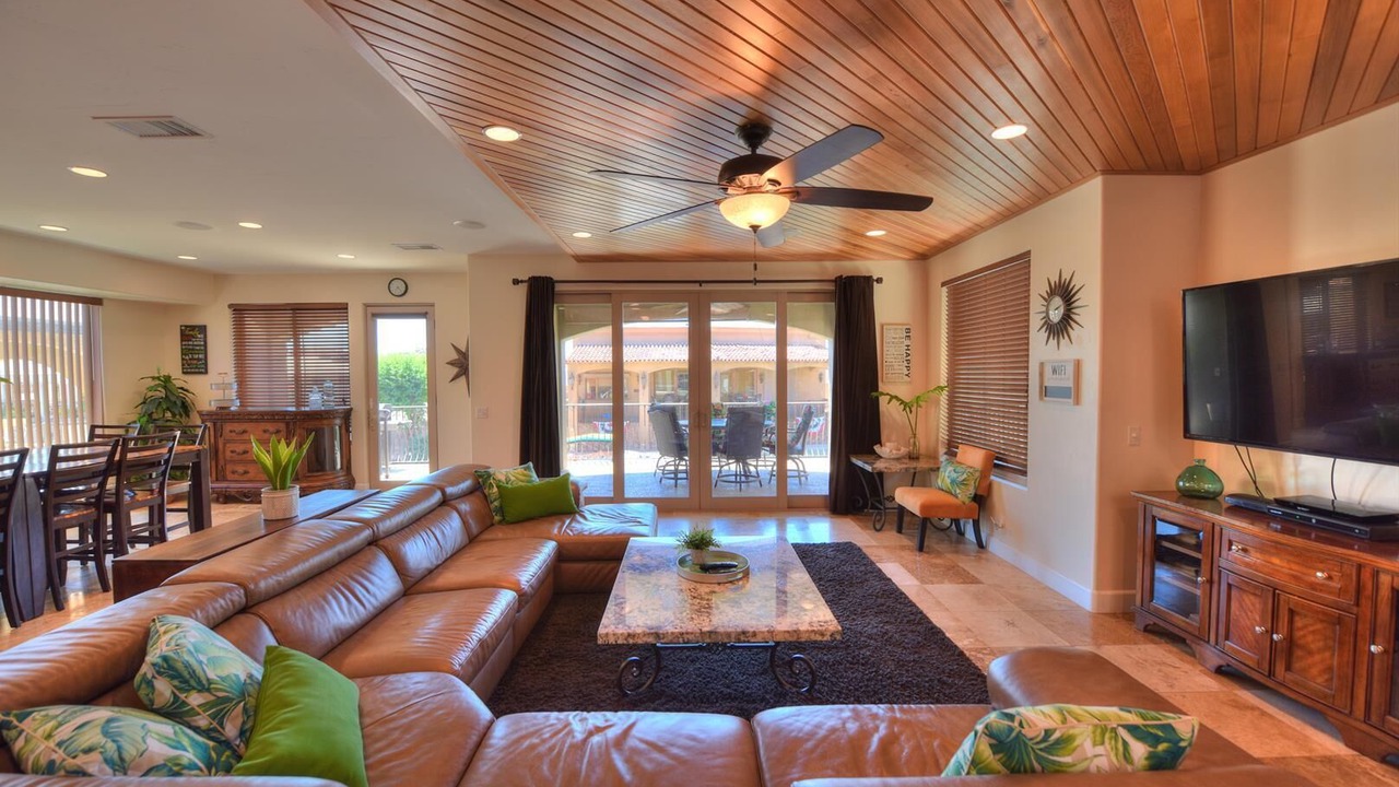 Photo of Livingroom in Parker Strip