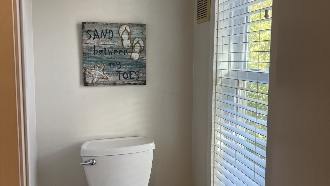Photo of Bathroom in Oak Shores