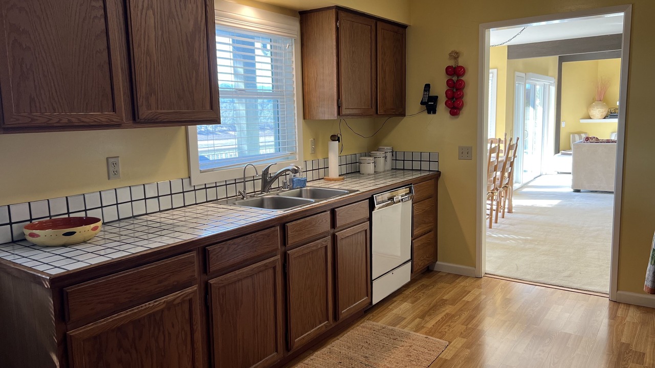 Photo of Kitchen in Oak Shores