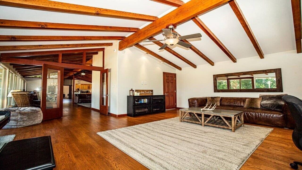 Photo of Bedroom in Cascade