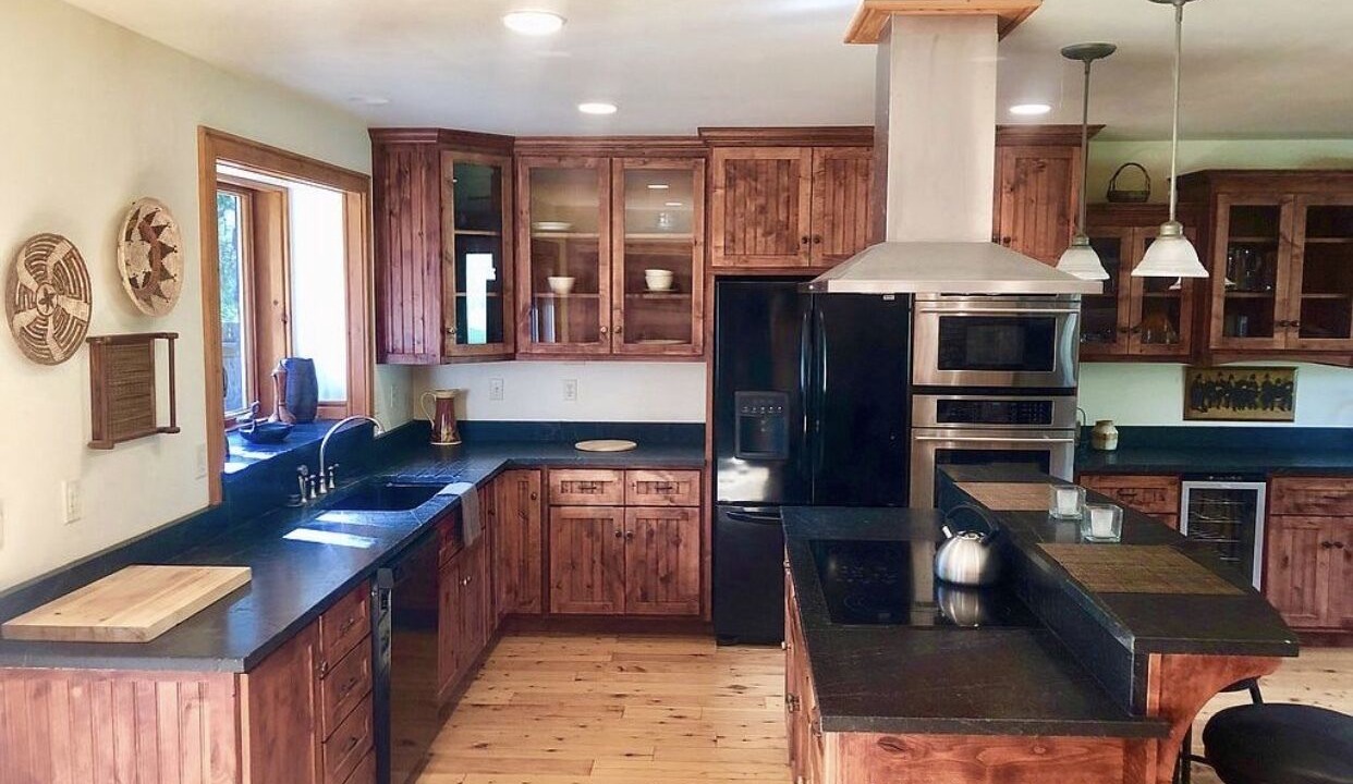 Photo of Kitchen in Mount Shasta