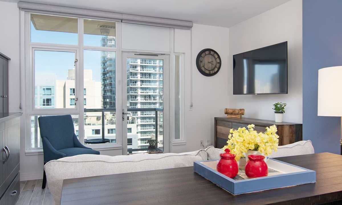 Photo of Livingroom in Gaslamp Quarter
