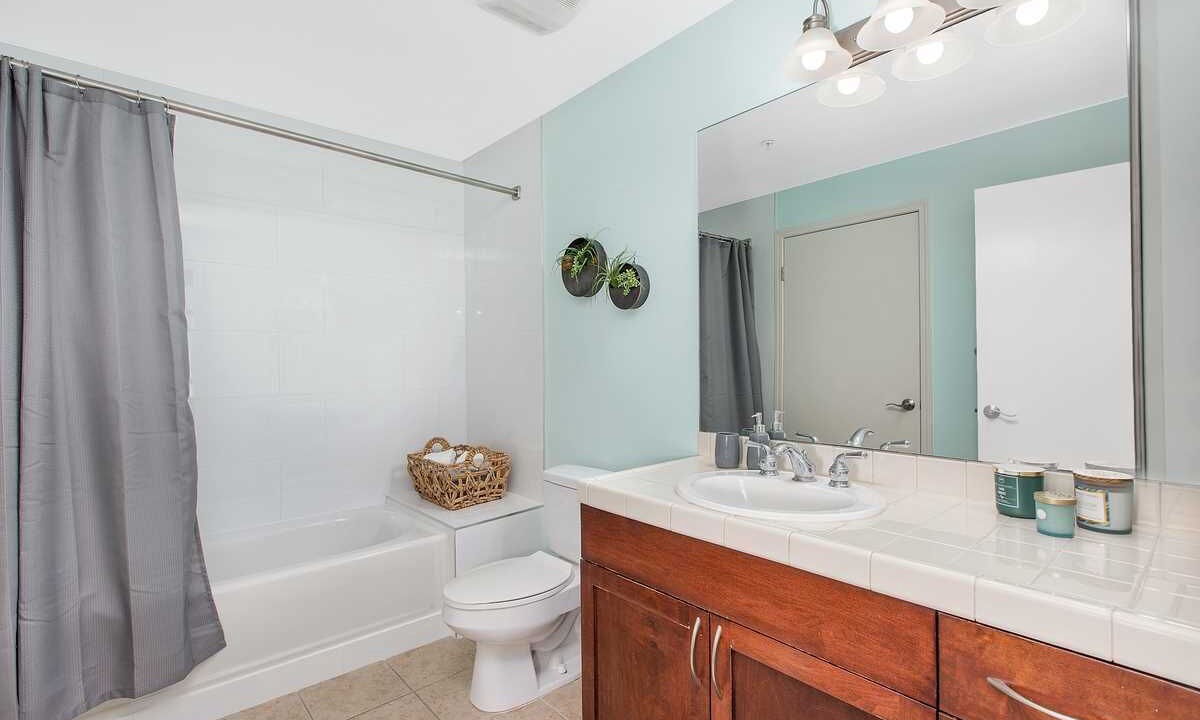 Photo of Bathroom in Gaslamp Quarter