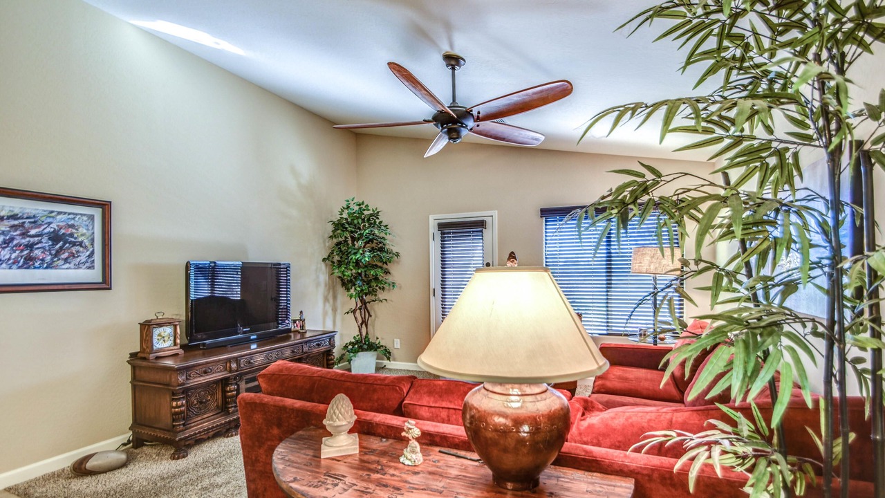 Photo of Livingroom in Sundance