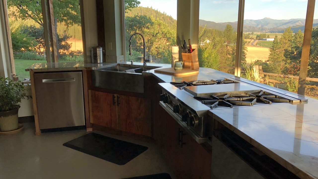 Photo of Kitchen in Fort Jones