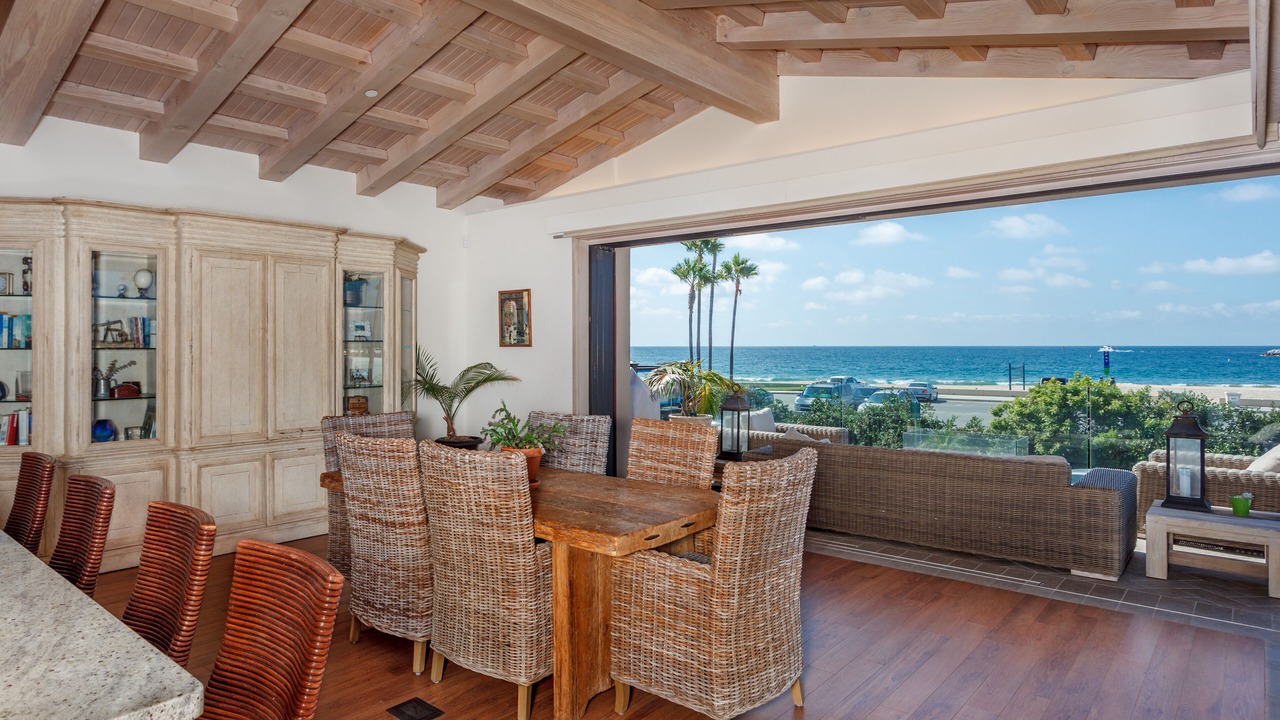 Photo of Bedroom in Corona del Mar