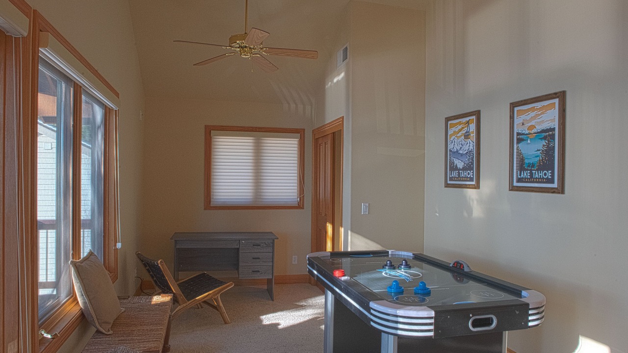 Photo of Bedroom in Carnelian Bay