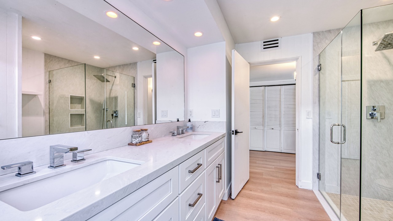 Photo of Bathroom in Capistrano Beach