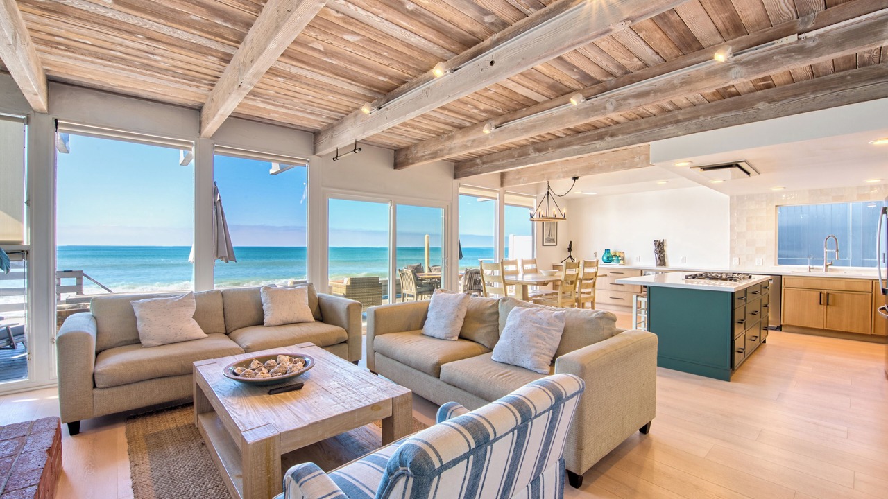 Photo of Livingroom in Capistrano Beach