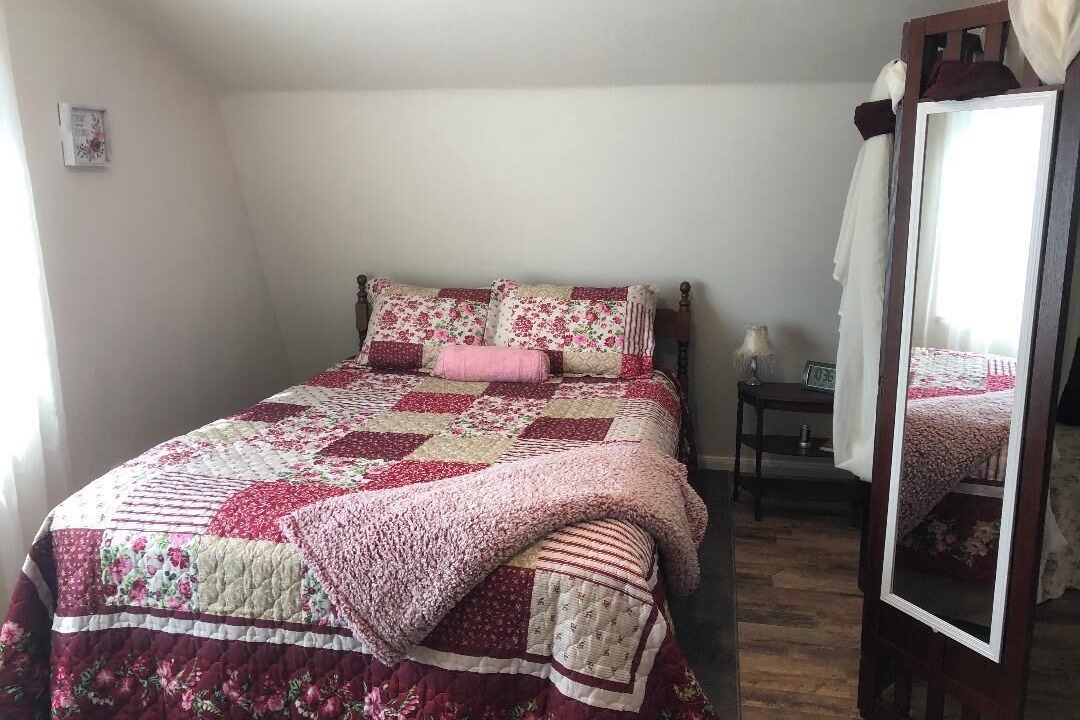 Photo of Bedroom in Templeton