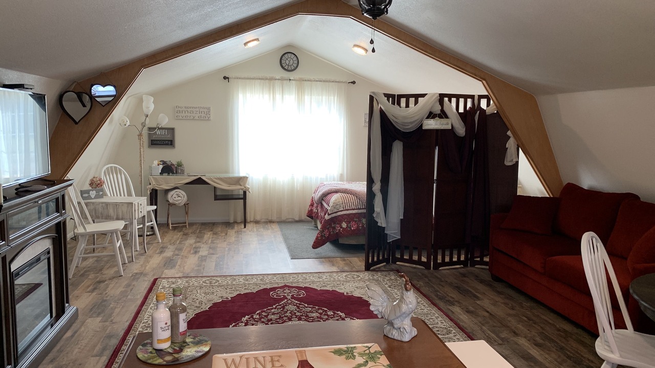 Photo of Bedroom in Templeton