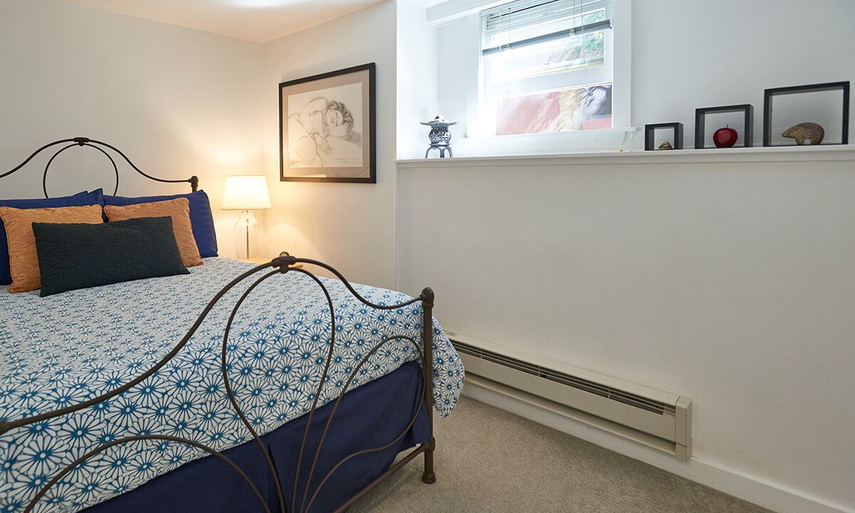 Photo of Bedroom in Upper Telegraph