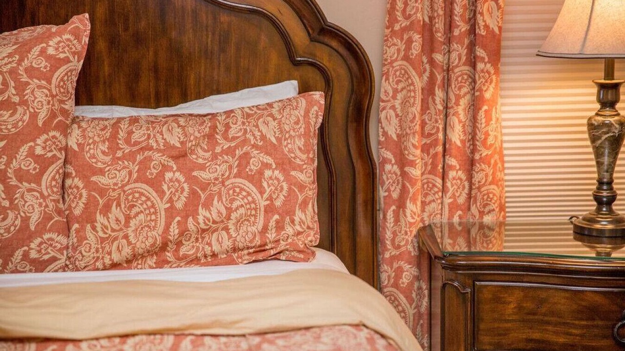Photo of Bedroom in Templeton