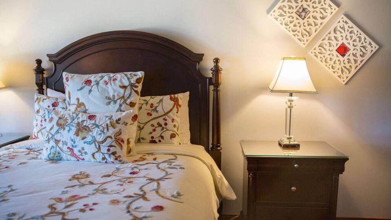 Photo of Bedroom in Templeton