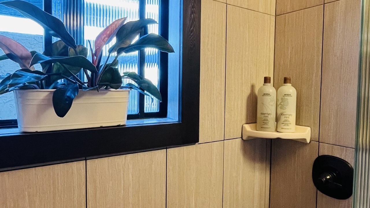 Photo of Bathroom in Altadena