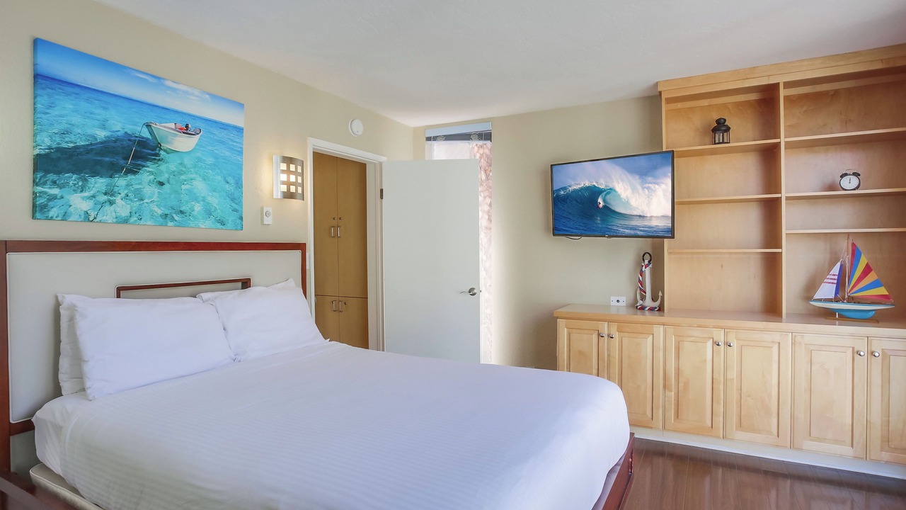 Photo of Bedroom in Central Mission Beach