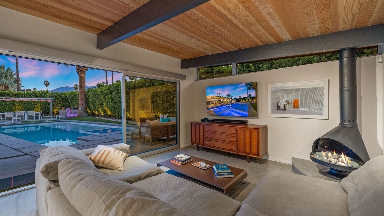 Photo of Livingroom in Palm Springs