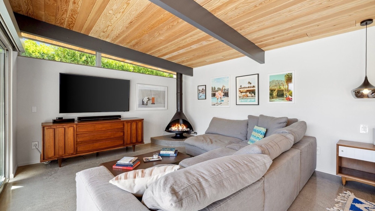 Photo of Livingroom in Palm Springs
