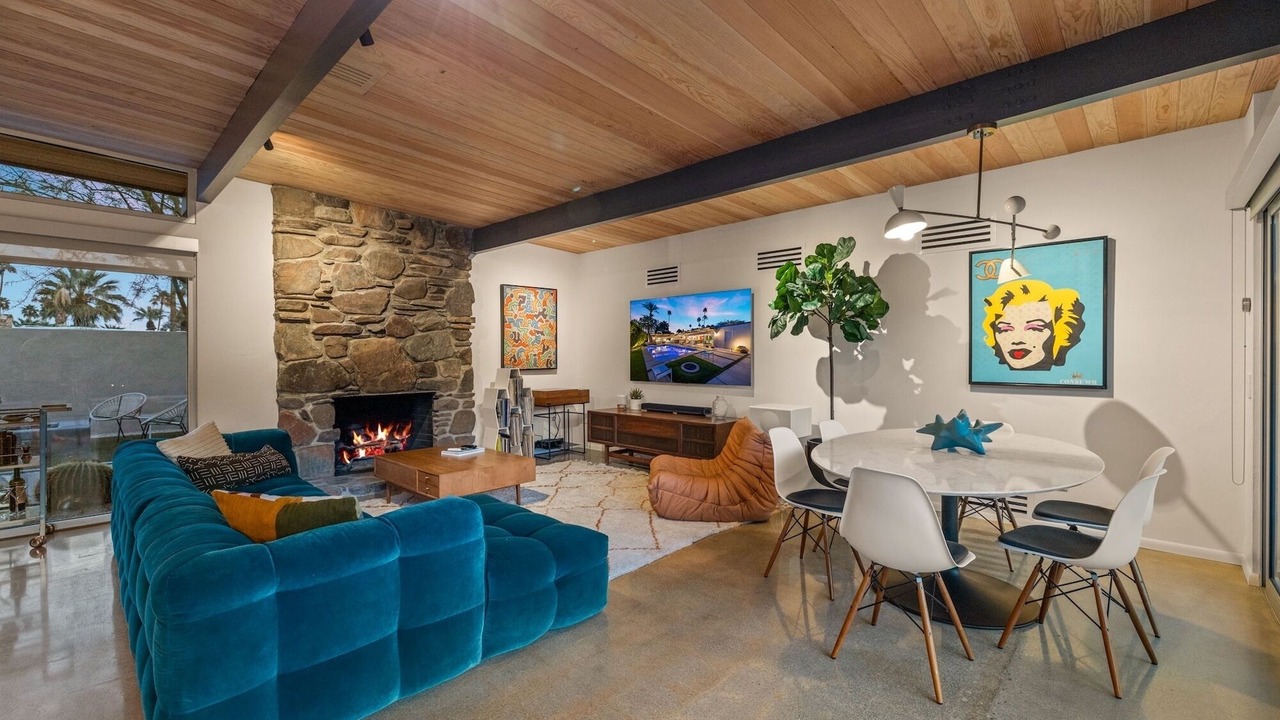 Photo of Livingroom in Palm Springs