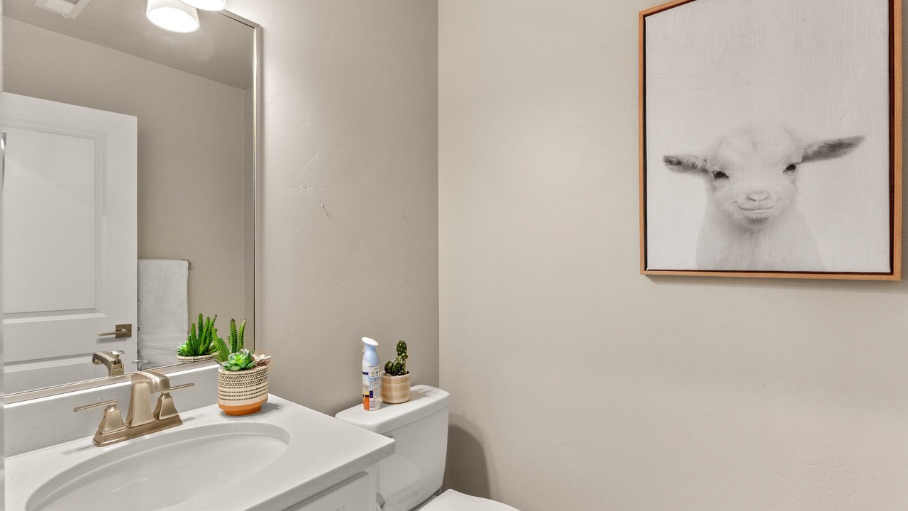 Photo of Bathroom in Hurricane