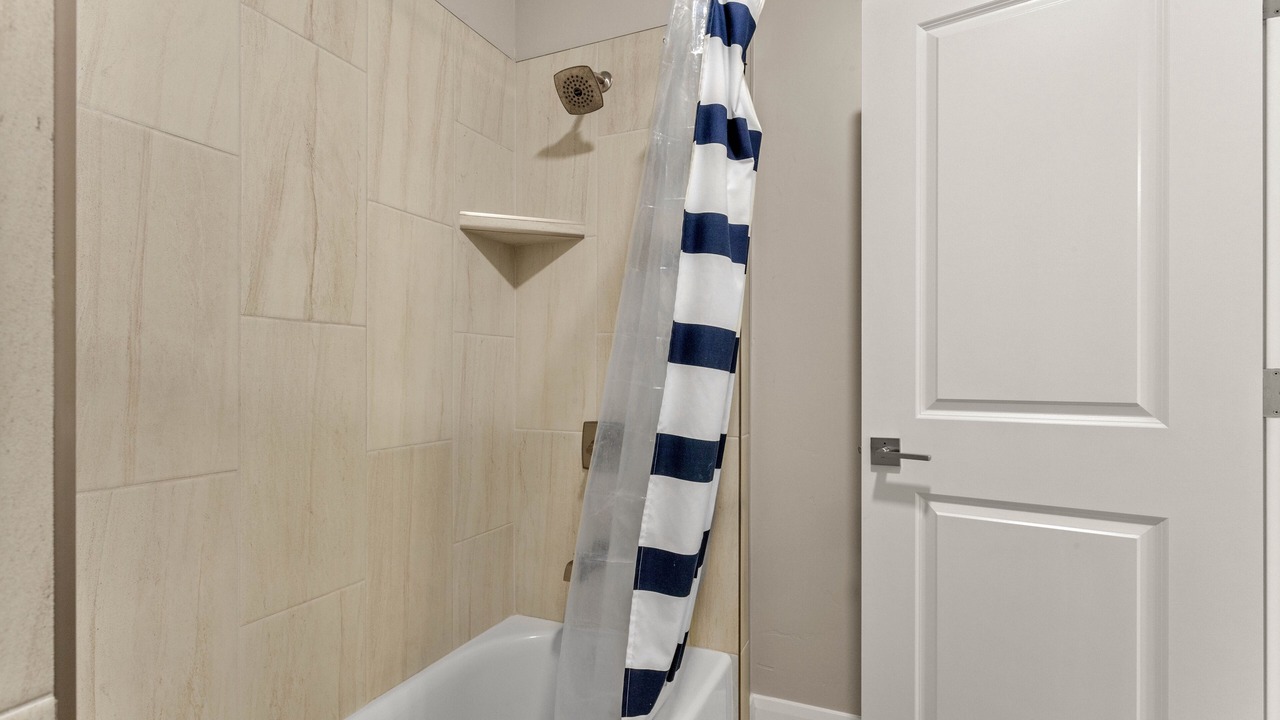 Photo of Bathroom in Hurricane
