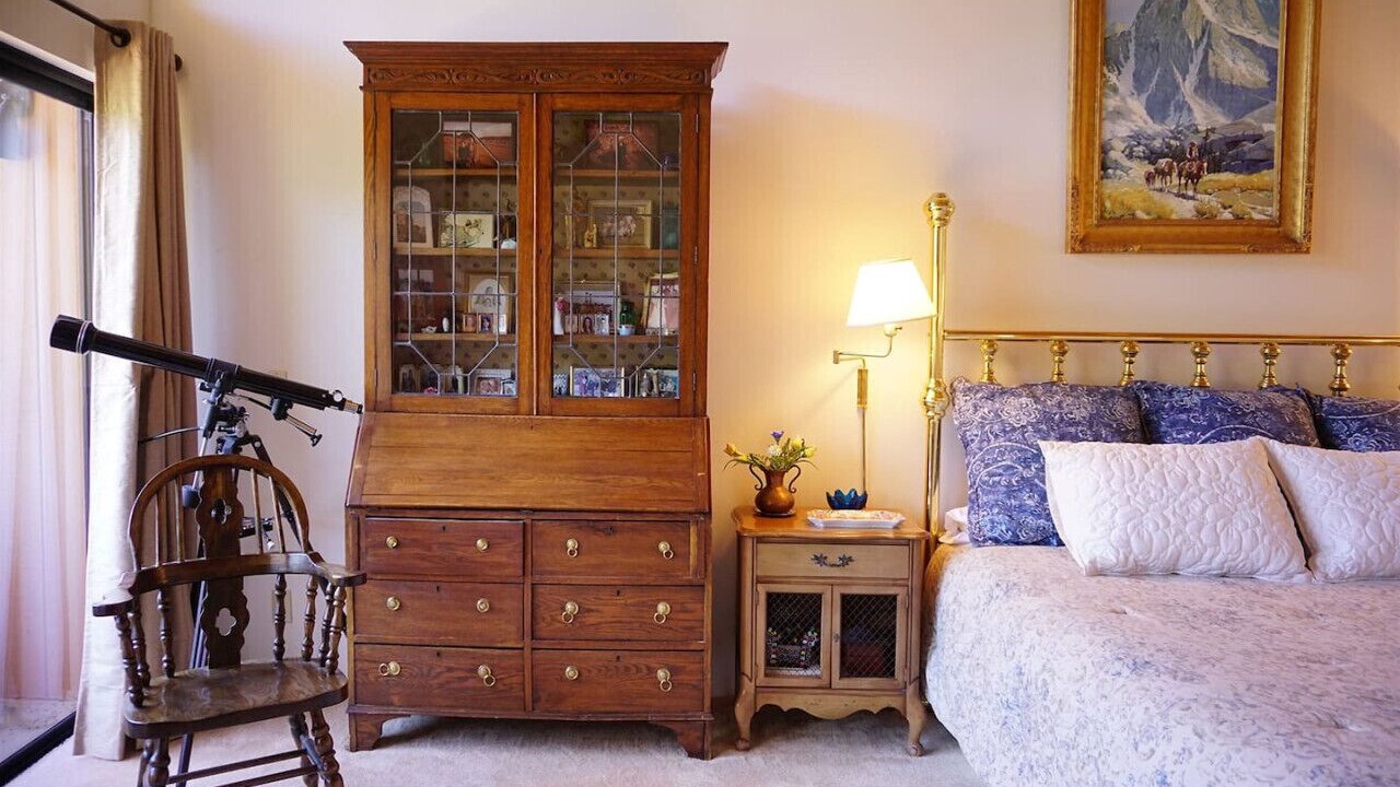 Photo of Bedroom in June Lake