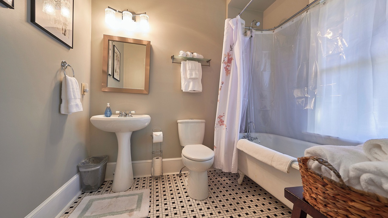 Photo of Bathroom in Carlton
