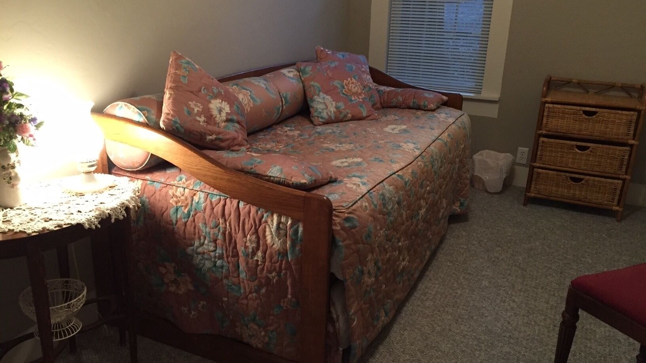 Photo of Livingroom in Ashland