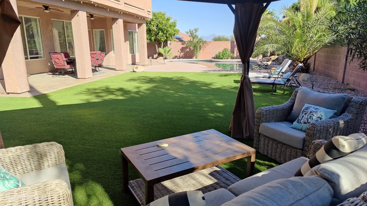 Photo of Patio Balcony in Paradise Valley Village