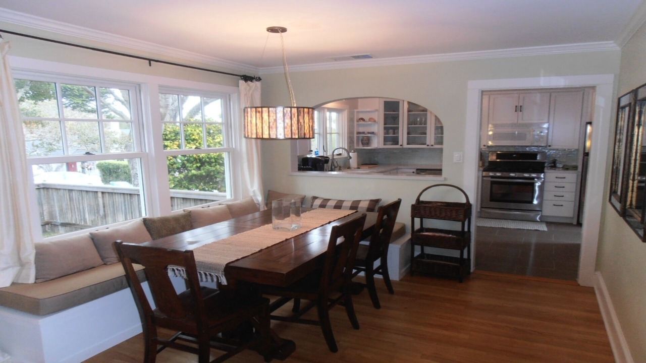Photo of Livingroom in Monterey