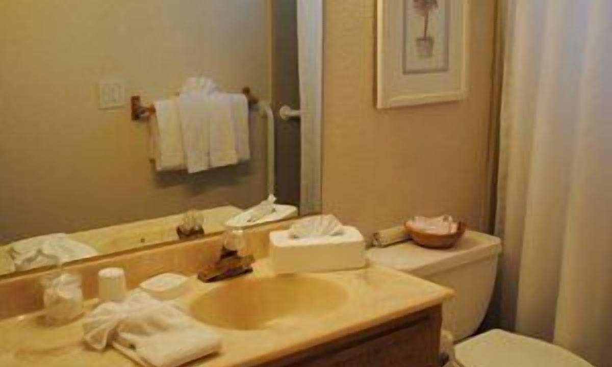 Photo of Bathroom in Big Bear Lake